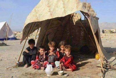 Baloch Kids
Balochani Chok
بلوچانی چُک اے وڑا ازاب انت 

